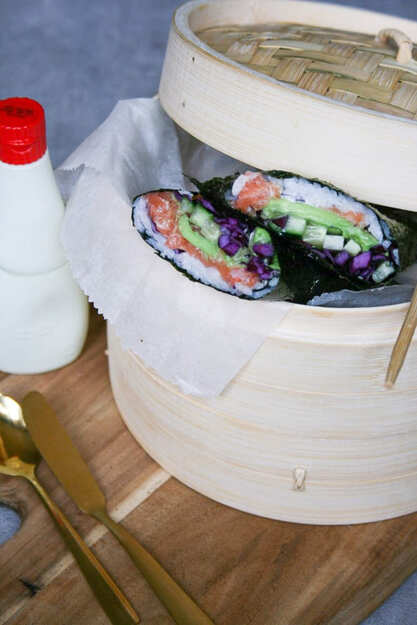 sandwich sushi